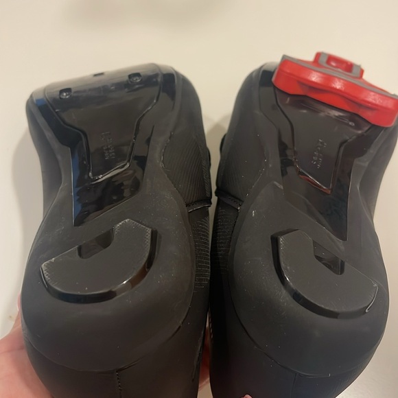 Shimano RC3 cycling shoes, Size 38 (US 6.5) - Picture 7 of 9